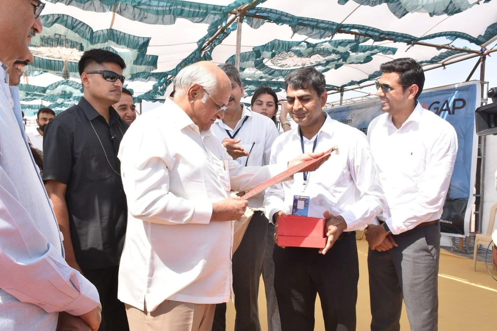 Gujarat Signs Agreement to Develop Roads, Water, and Drainage in Dholera